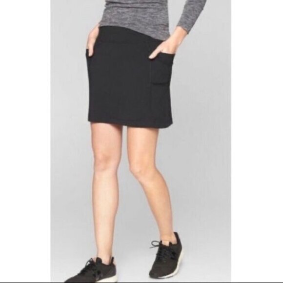 Athleta Women's Excursion Skort Skirt Black Large pockets 153396 Size XS - Picture 1 of 10